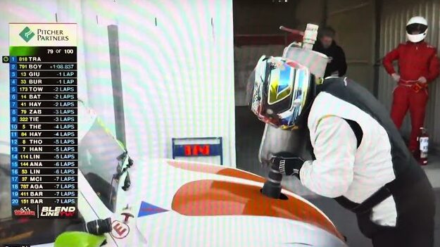 Funcup refueling at the Winton 300